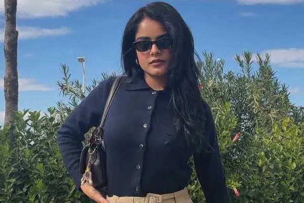 ఫోటోలు: రాజా సాబ్ గ్రీస్ సెట్‌లో రిద్ధి కుమార్