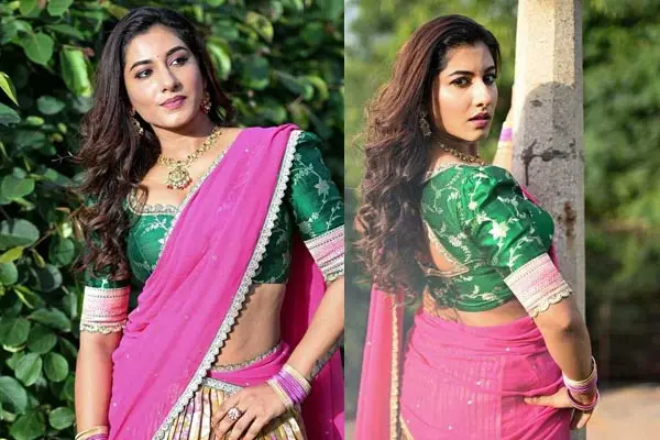 ఫోటోలు : గ్లామరస్ విష్ణుప్రియ భీమినేని