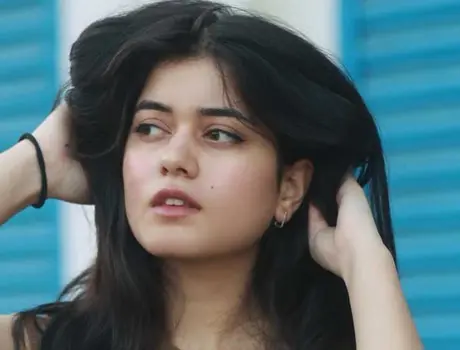 ఫోటోలు : డ్యూడ్ నటి ఐశ్వర్య శర్మ