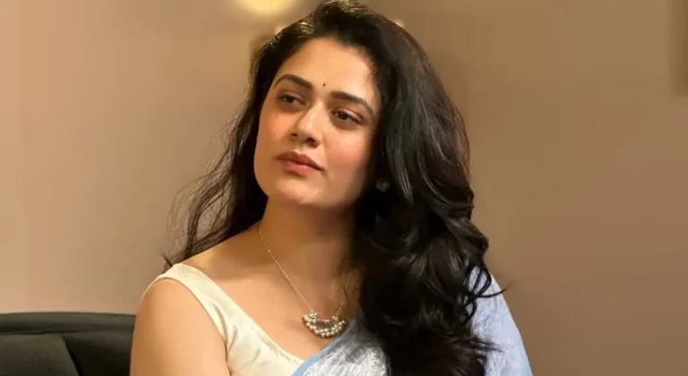 ఇంటర్నెట్‌ను షేక్ చేస్తున్న బ్యూటీ.. ఫిదా అవుతున్న కుర్రాళ్లు..!