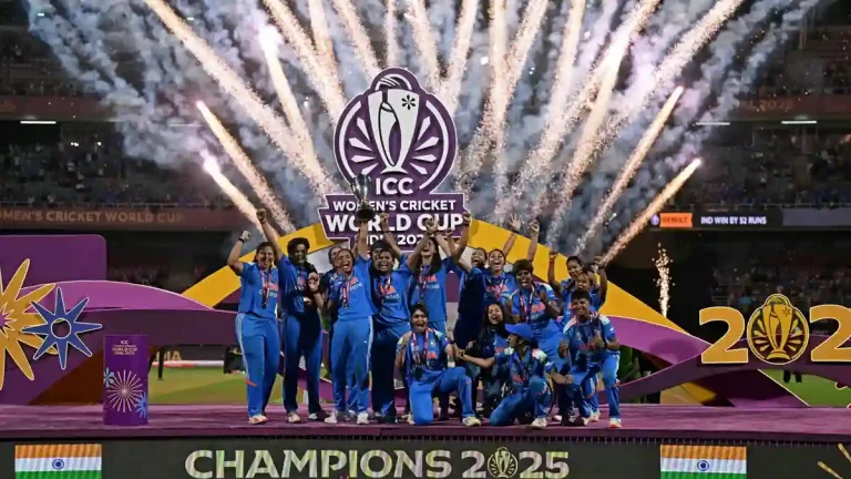 ప్రపంచ ఛాంపియన్లకు సినీ ప్రముఖుల ప్రశంసలు  !