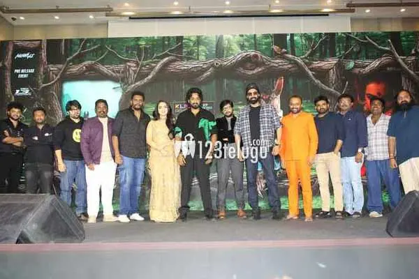 ఫోటోలు : మోగ్లీ మూవీ ప్రీ రిలీజ్ ఈవెంట్