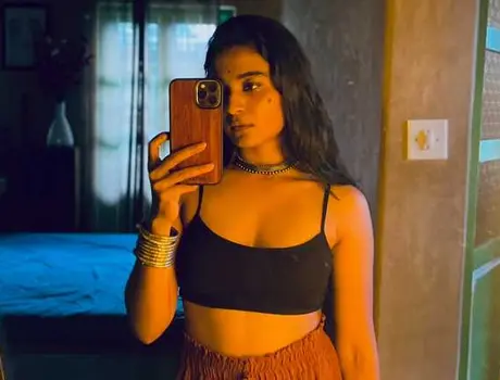 ఫోటోలు : చైత్ర జె ఆచార్ సెల్ఫీ వే గోస్