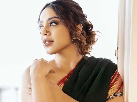 ఫోటోలు : దేవియాని శర్మ