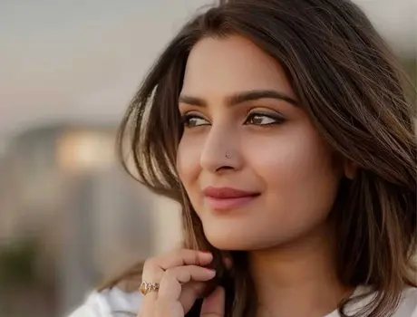 కొత్త ఫోటోలు : దివ్య పిళ్ళై