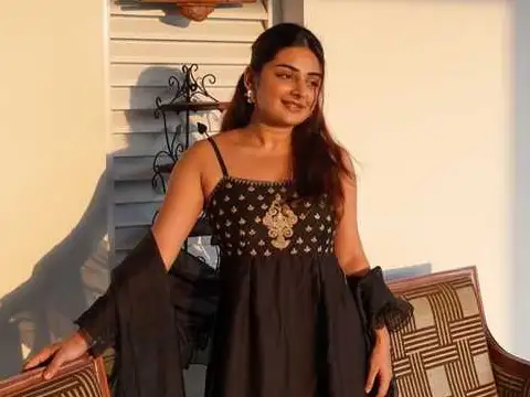 ఫోటోలు : ఎస్తేర్ అనిల్