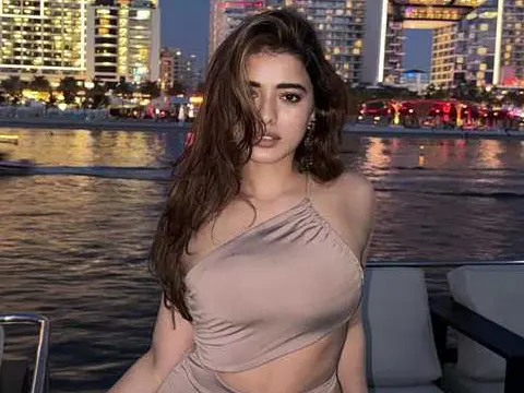 ఫోటోలు : సిజ్లింగ్ కేతికా శర్మ