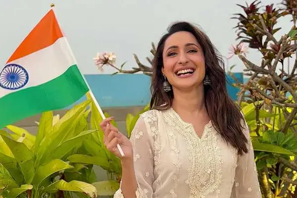 ఫోటోలు : ప్రగ్యా జైస్వాల్