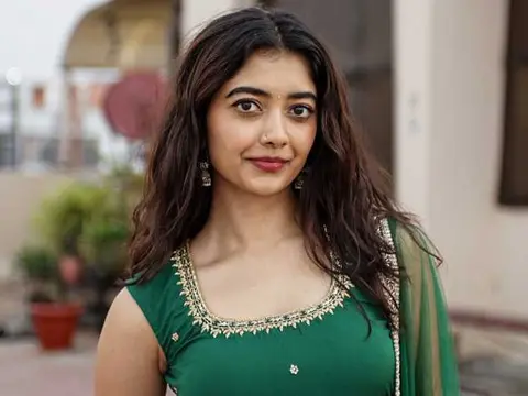 ఫోటోలు : పతంగ్ నటి ప్రీతి పగడాల