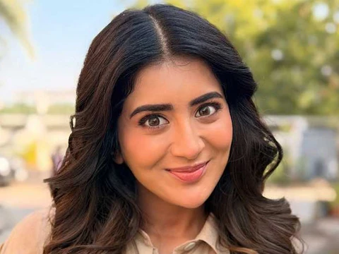 ఫోటోలు : రాశి సింగ్