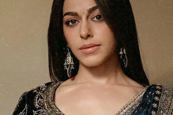 కొత్త ఫోటోలు : అలయ ఎఫ్