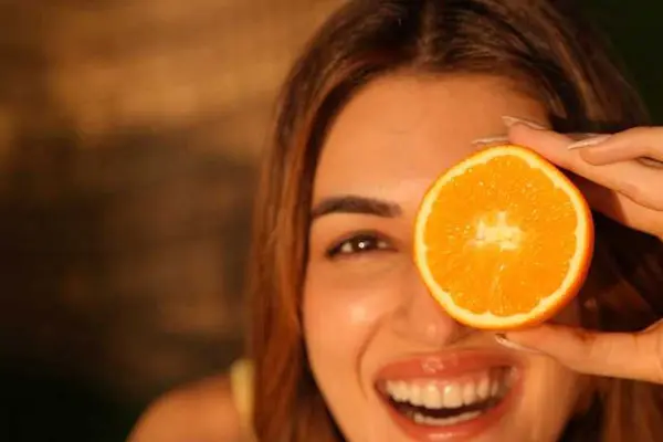 కొత్త ఫోటోలు : కృతి సనన్