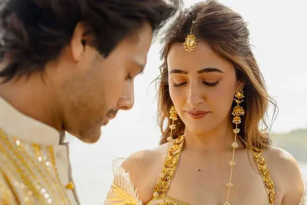 ఫోటోలు : తన పెళ్లి వేడుకల్లో నుపూర్ సనన్