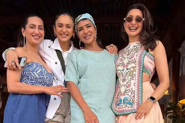 ఫోటోలు : రకుల్, మంచు లక్ష్మీలతో ప్రగ్యా జైస్వాల్ బర్త్‌డే బాష్