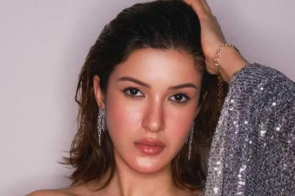 కొత్త ఫోటోలు : షానయ కపూర్