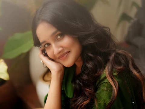 ఫోటోలు : అనిఖా సురేంద్రన్