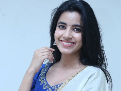 ఫోటోలు : శివాని నగరం