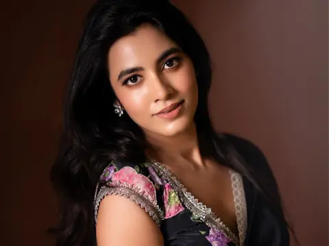 ఫోటోలు : శివాని నగరం