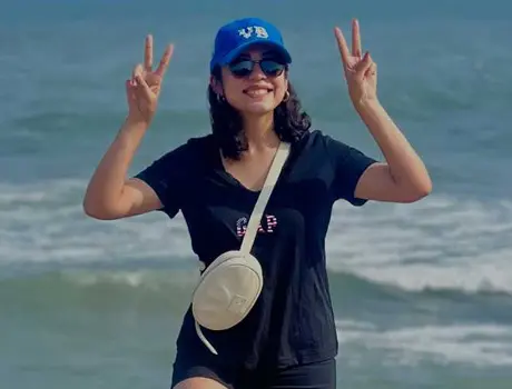 కొత్త ఫోటోలు : వర్ష బొల్లమ్మ