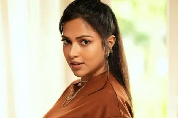 లేటెస్ట్ ఫోటోలు : అమలా పాల్