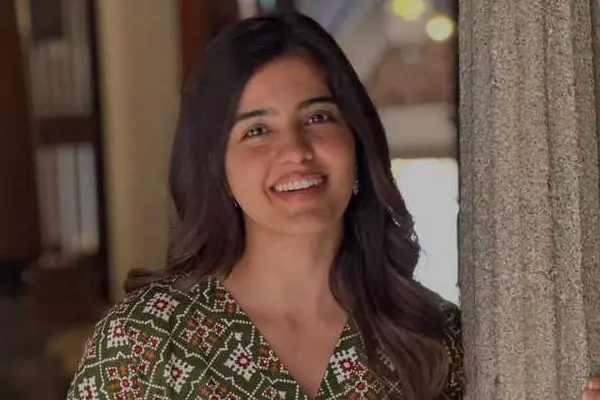 కొత్త ఫోటోలు : అమృత అయ్యర్