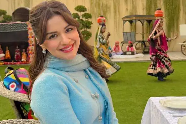 కొత్త ఫోటోలు : అవనీత్ కౌర్