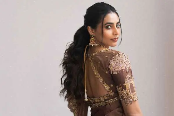 కొత్త ఫోటోలు : సప్తమి గౌడ