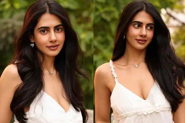 ఫోటోలు : గ్లామరస్ గెహ్నా సిప్పీ