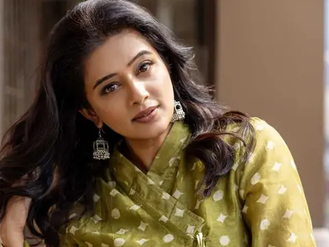 ఫోటోలు : ప్రియ మణి