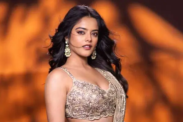 ఫోటోలు:  రిద్ధి కుమార్