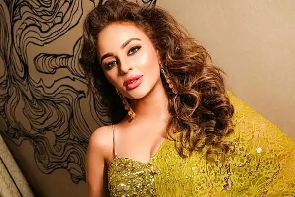 ఫోటోలు : సీరత్ కపూర్