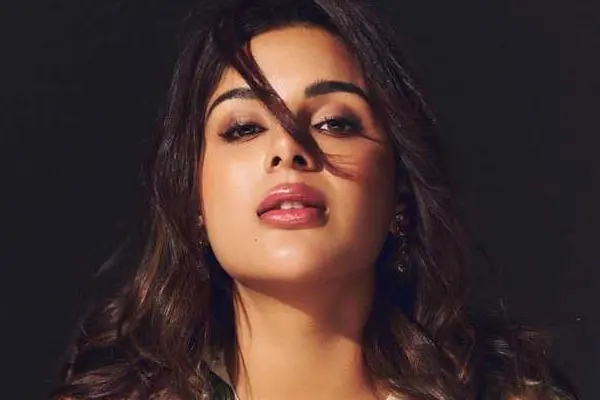 ఫోటోలు : అమేజింగ్ సంయుక్త