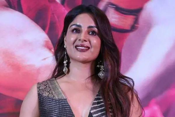 కొత్త ఫోటోలు : సంయుక్త మీనన్