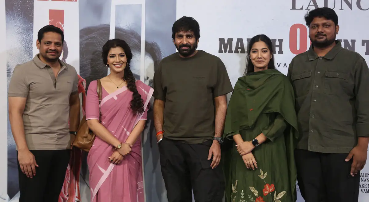 కన్నీళ్లు పెట్టుకున్న వరలక్ష్మి శరత్ కుమార్ ! 1 varalaxmi sarathkumar