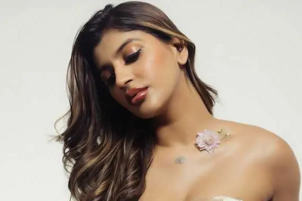 ఫోటోలు:  యాషికా ఆనంద్