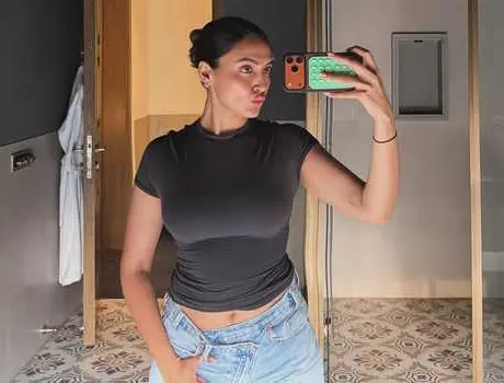 ఫోటోలు : స్పిరిట్ నటి ఐశ్వర్య దేశాయ్