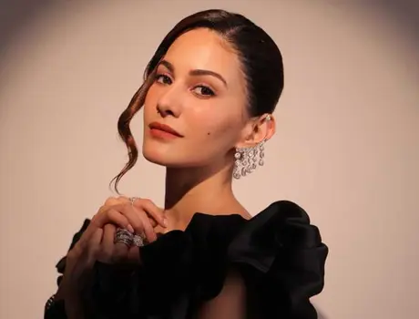 ఫోటోలు: అమైరా దస్తూర్