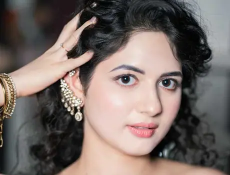 ఫోటోలు : అఖండ 2 నటి హర్షాలీ మల్హోత్రా