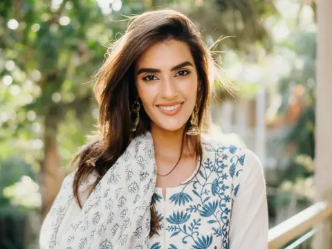 ఫోటోలు : కావ్య థాపర్