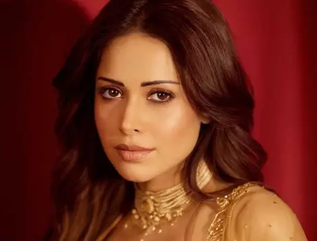 ఫోటోలు : నుష్రత్ భరుచ్చా