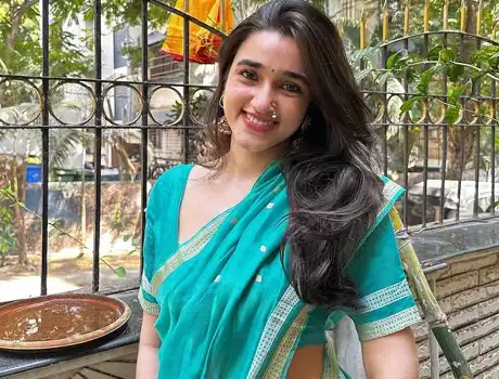 ఫోటోలు : నువేక్ష