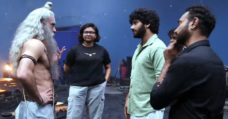 పిక్ టాక్ : ‘మహాకాళి’ సెట్స్‌లో అక్షయ్ ఖన్నాతో ప్రశాంత్ వర్మ డిస్కషన్..!