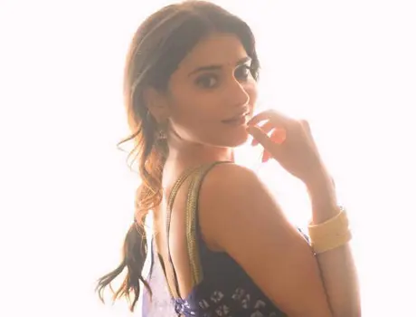 కొత్త ఫోటోలు : ప్రిషా సింగ్