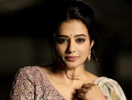 ఫోటోలు : ప్రియమణి