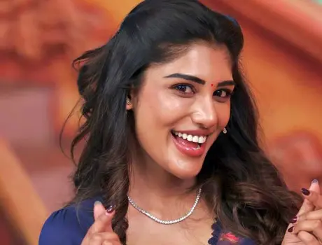 ఫోటోలు : నటి సురేఖా వాణి కూతురు సుప్రీత