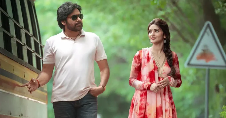 వైరల్ వీడియో: ఉస్తాద్ థియేటర్లో ఈ మనస్సే సాంగ్ ని ఎంజాయ్ చేస్తున్న ‘తొలిప్రేమ’ దర్శకుడు