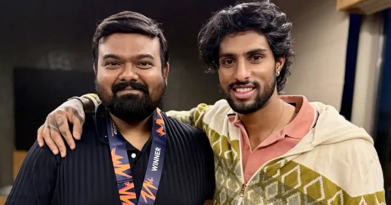 ఫోటో మూమెంట్ : వరల్డ్ కప్ మెడల్‌తో వెంకీ కుడుముల.. తిలక్ వర్మకు బిగ్ థ్యాంక్స్..!