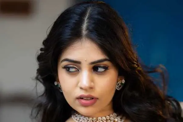 ఫోటోలు : అమేజింగ్ బాంధవి శ్రీధర్