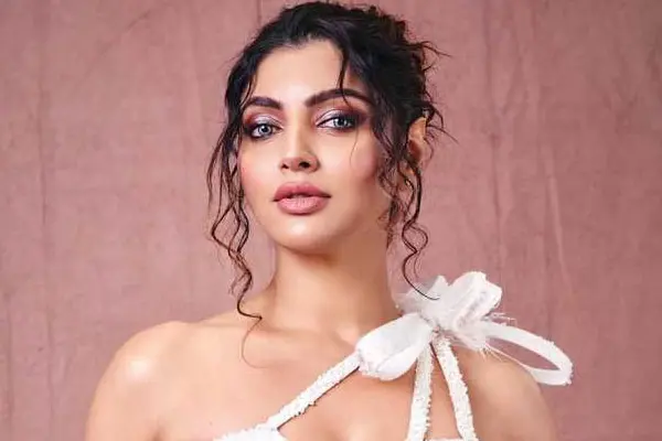 ఫోటోలు : ఆకాంక్ష పూరి