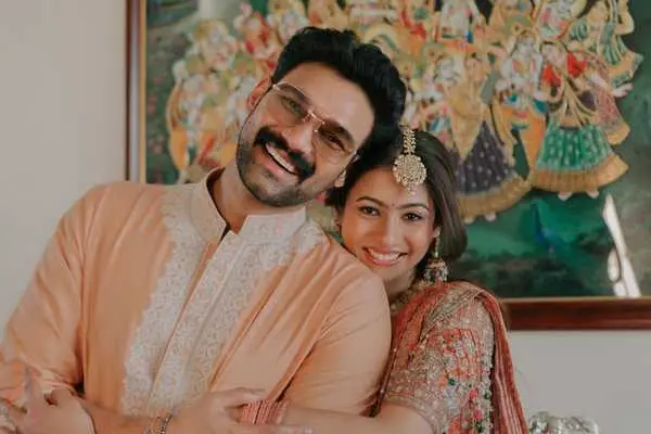 ఫోటోలు: బెల్లంకొండ శ్రీనివాస్ మరియు కావ్యల నిశ్చితార్థ వేడుక